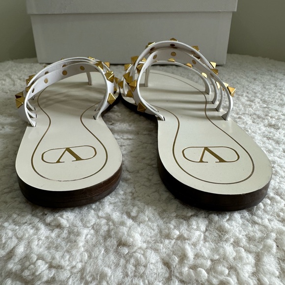 Valentino White and Gold Studded Sandals. Size 38 - Picture 4 of 6